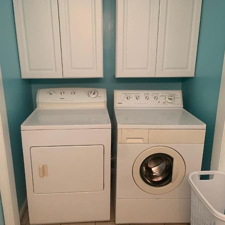 Cheerful Two Bedroom House 1.5 Miles From Beach. Myrtle Beach Eksteriør billede