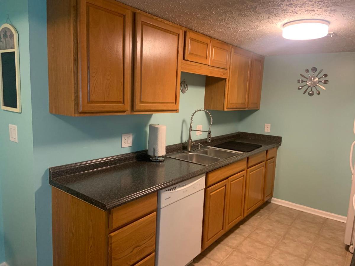Cheerful Two Bedroom House 1.5 Miles From Beach. Myrtle Beach Eksteriør billede